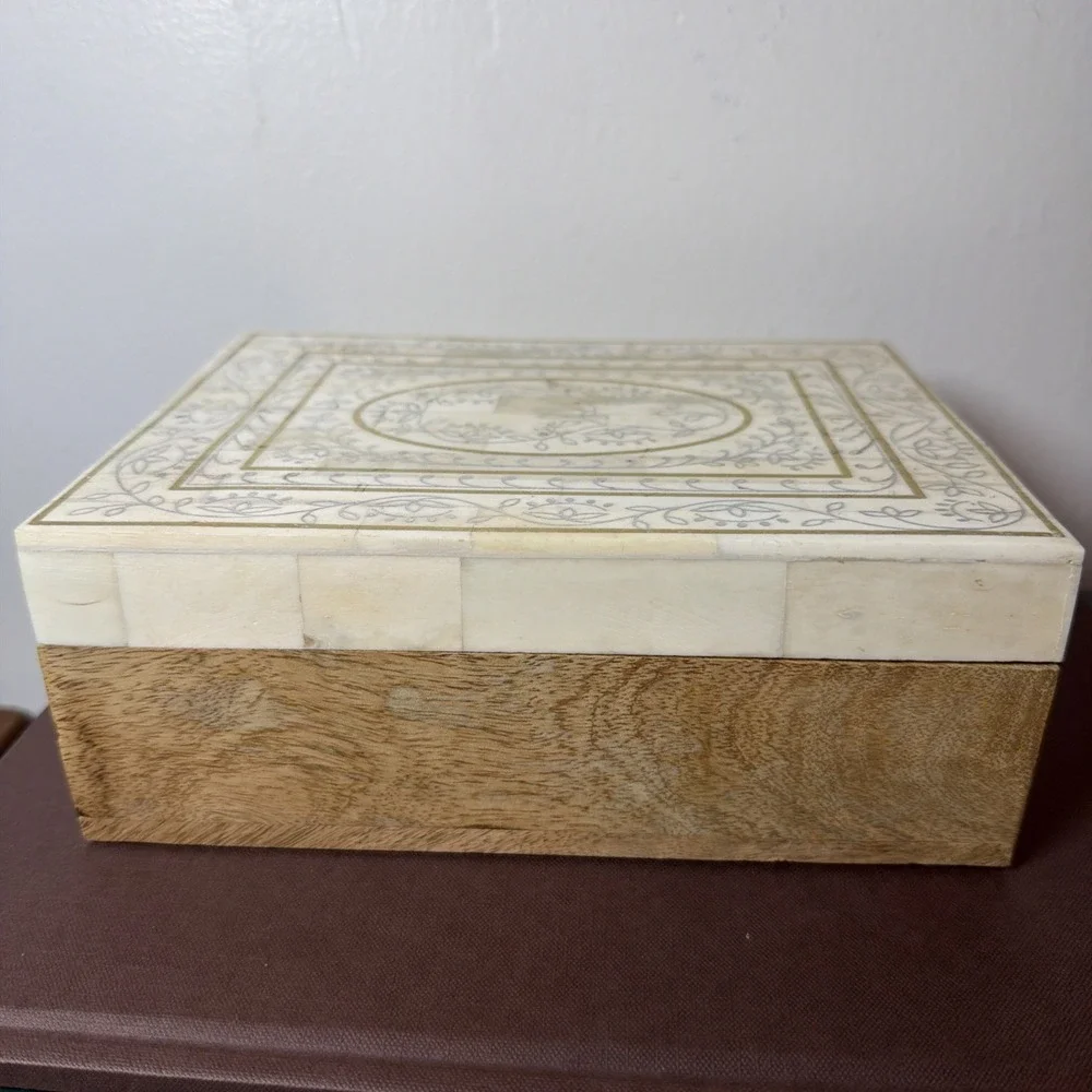 Vintage Wood White Tile Inlay Floral Lid Keepsake Box Boho 8.25'' x 6.25''